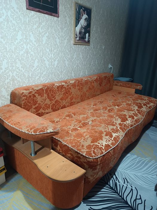 Диван б/у в хорошем состоянии
