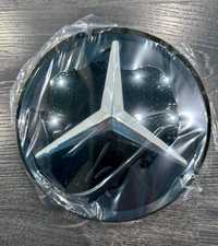 Продавам чисто нова емблема за решетка на Mercedes