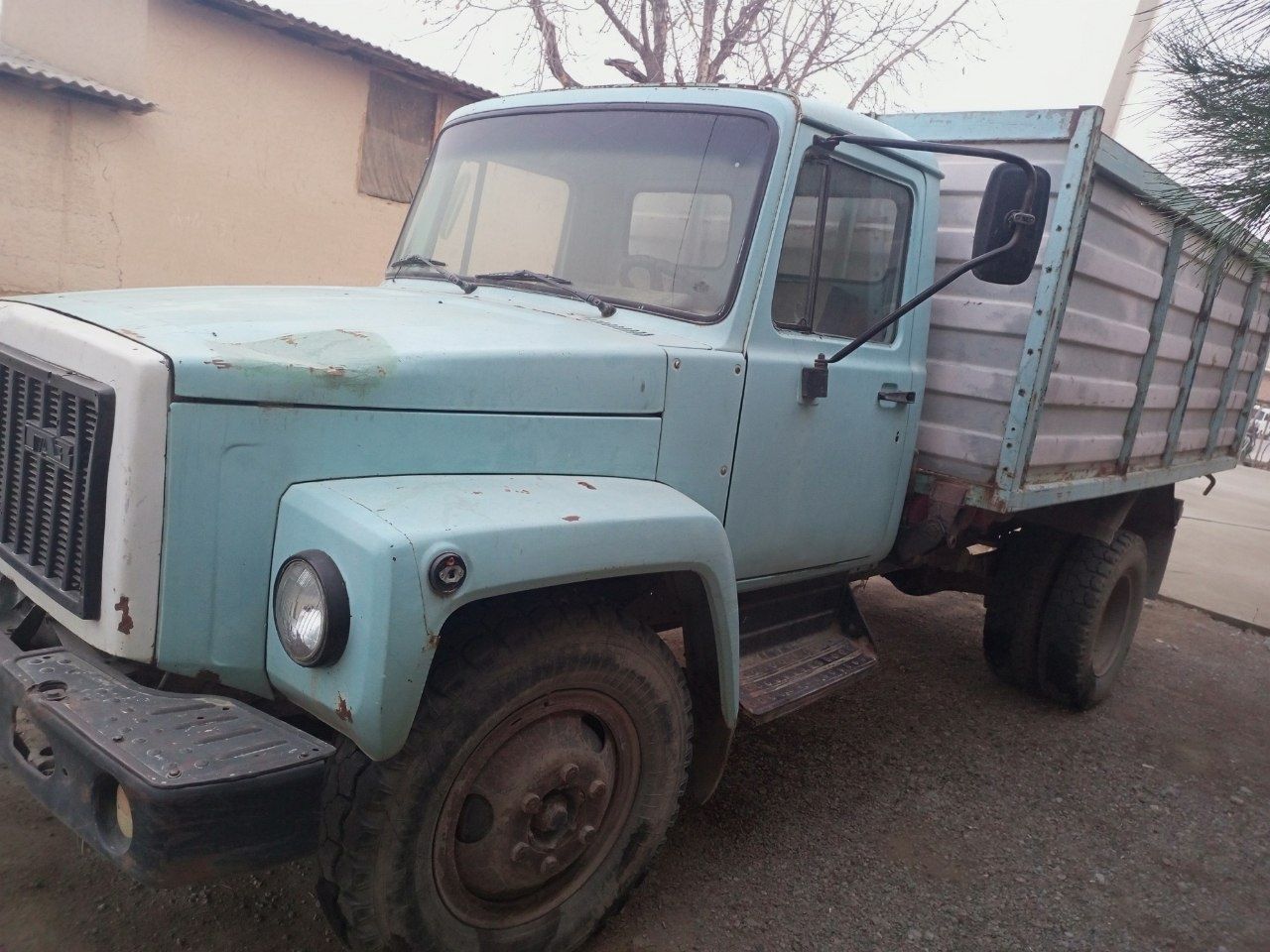 Kamaz sotiladiii