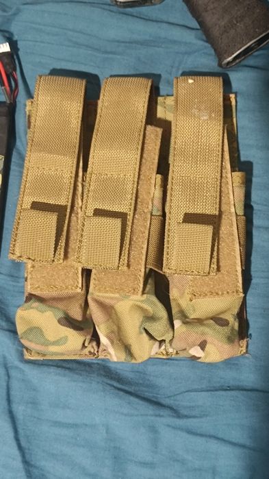 J&P AIRSOFT MP5 +magpouch si 3 incarcatoare hi-capa