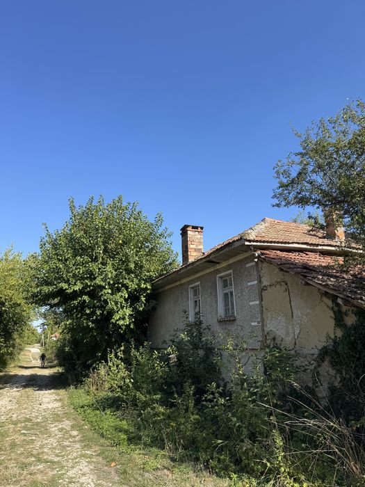 Продава се къща в с. Брестово, област Ловеч