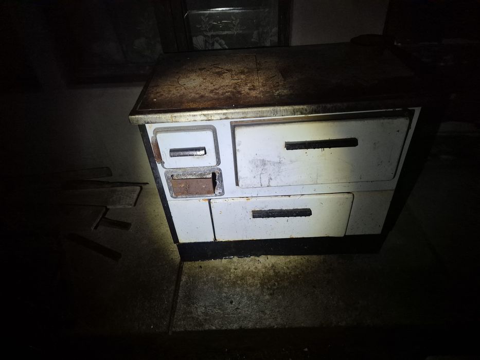 Vând soba vesta folosita