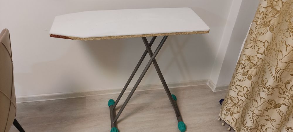 Гладильная  доска  ножки стальные