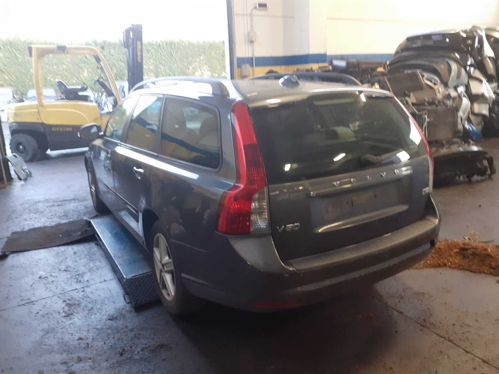 Piese volvo v50 facelift 2009