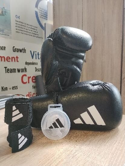 Set Box Adidas: Mănuși, - produs resigilat - (SecondHand) Decathlon