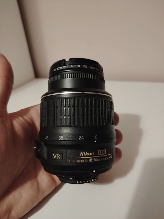 Фотоапарат Nikon d3100 с два обектива и аксесоари