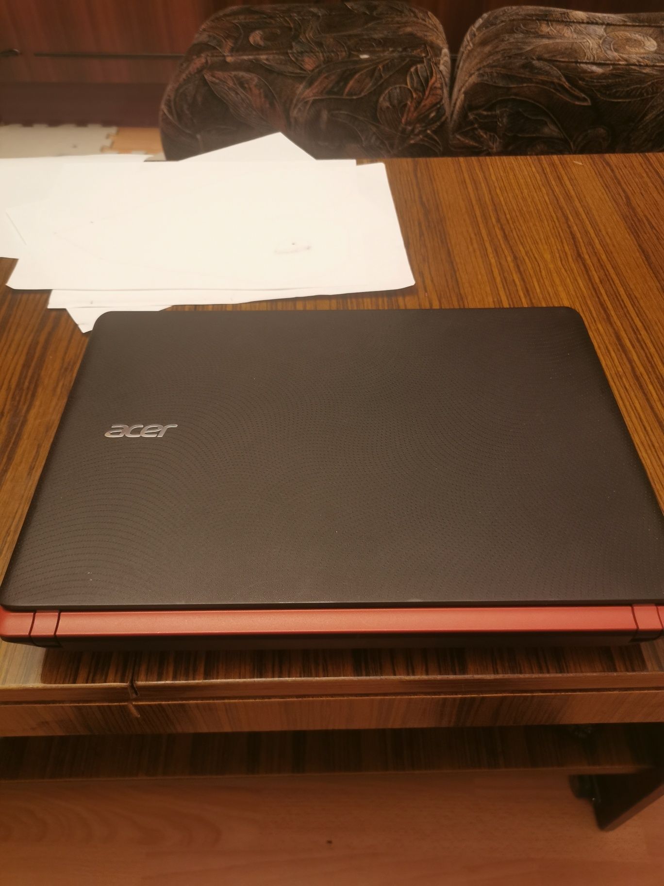Лаптоп Acer ES1-432 14инча