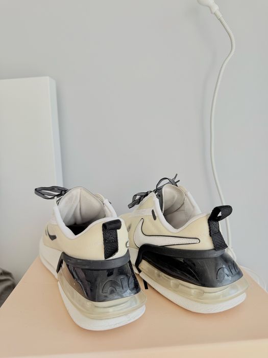 Маратонки на Nike