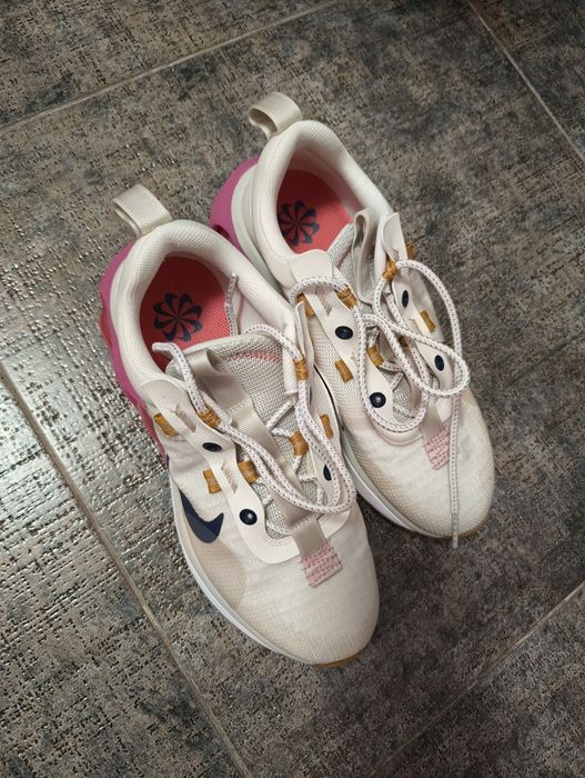 Дамски маратонки Nike air max