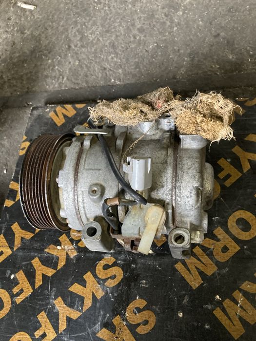 Toyota Land Cruiser 2.8D 2018 година Компресор Климатик