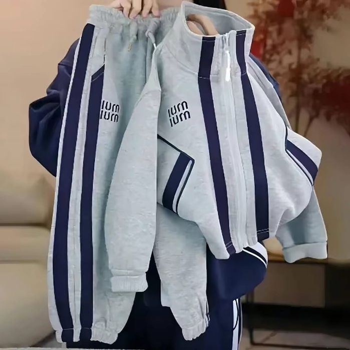 Детская одежда ,спортивка,тройка,фудболка