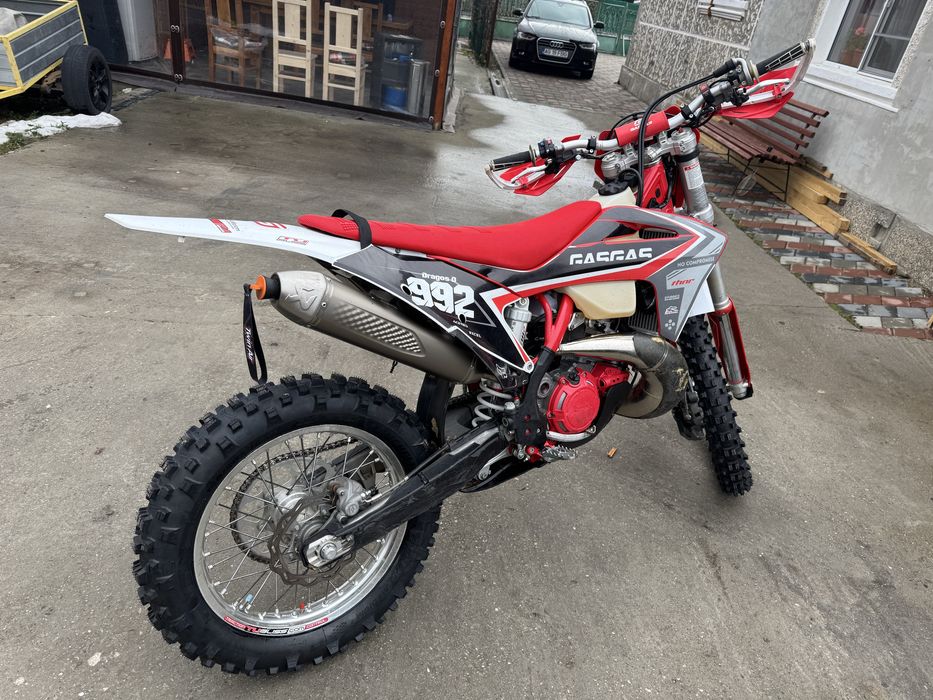 Motocicleta enduro gasgas ec300 inscris