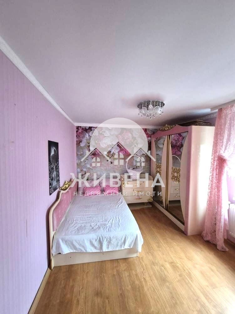 Продавам обзаведена къща в гр. Генерал Тошево, обл. Добрич
