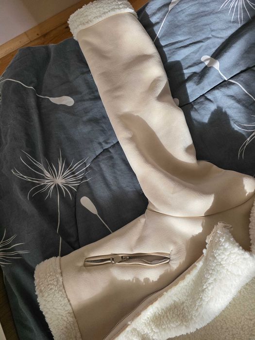 Късо палто от велур