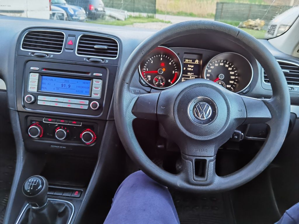 Dezmembrez golf 6 1.6tdi 105 cp