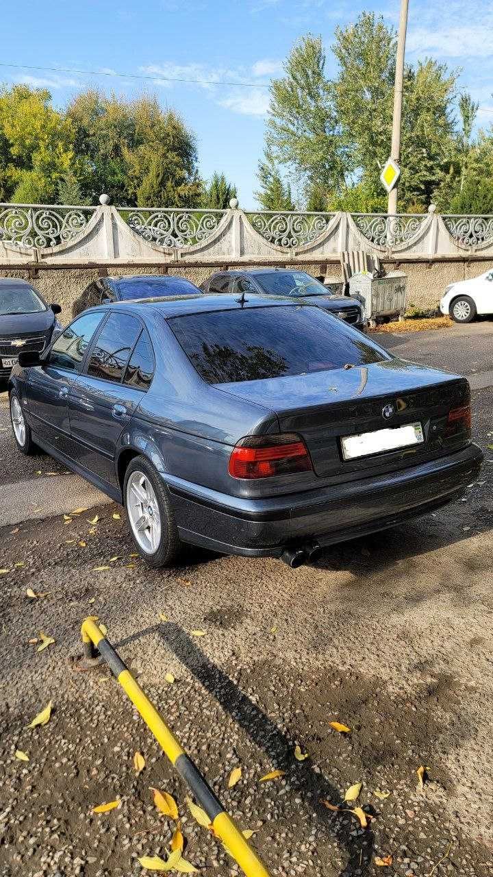 Продаётся автомобиль BMW