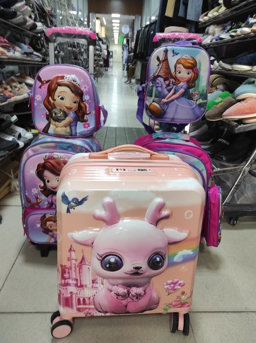 детские чемоданы для девочек и школьная сумка с пеналом и ланч боксом