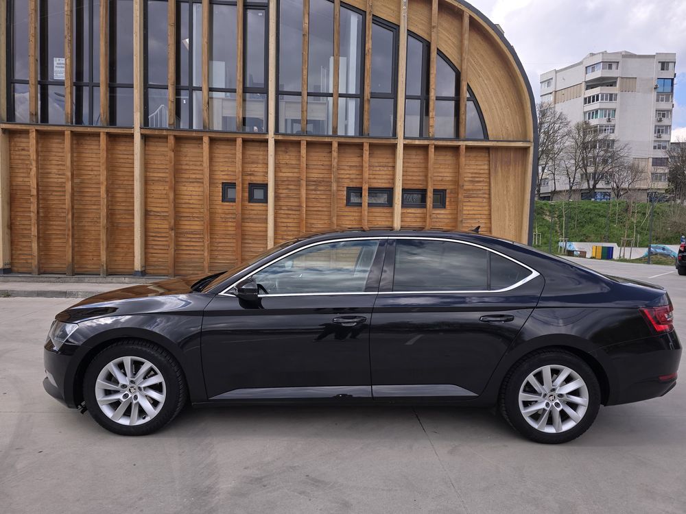 Vand Skoda Superb.