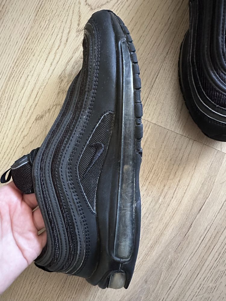 Nike маратонки р-р 43