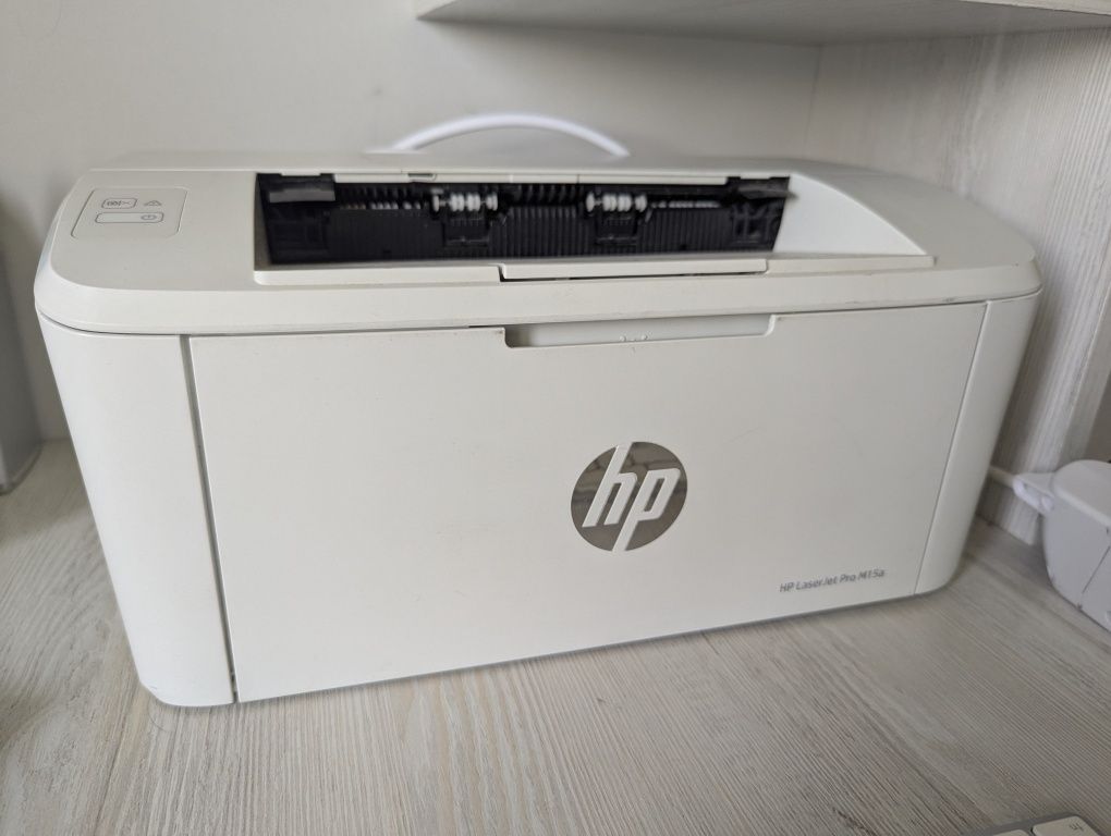 Черно белый принтер HP laserjet в идеальном состоянии
