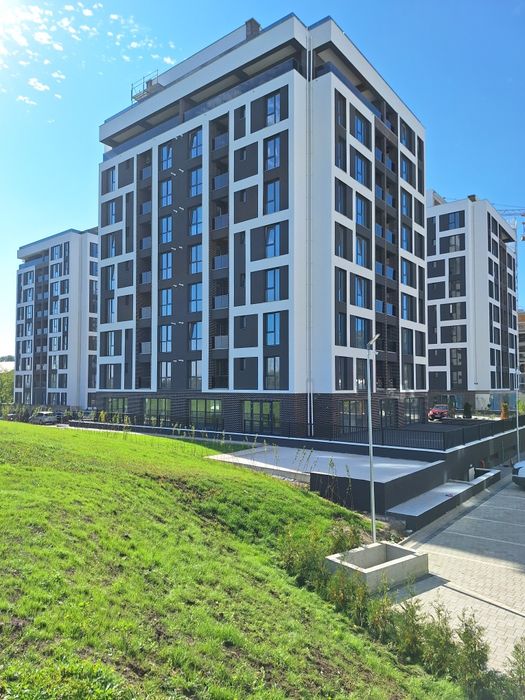 Vând apartament cu două camere în bloc nou