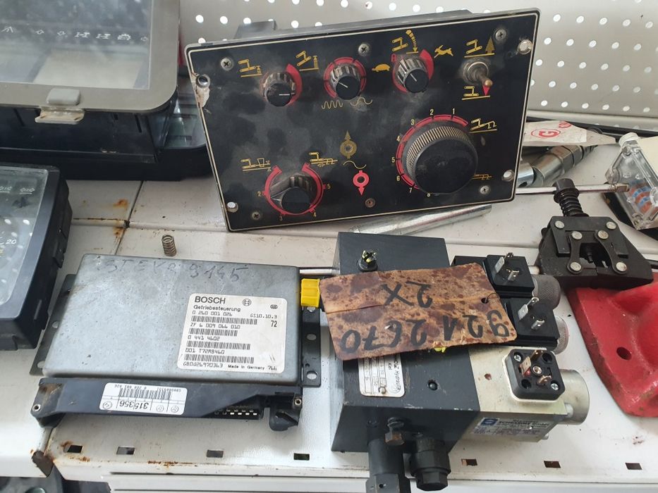 Borduri, calculatoare pentru diferite modele de tractoare