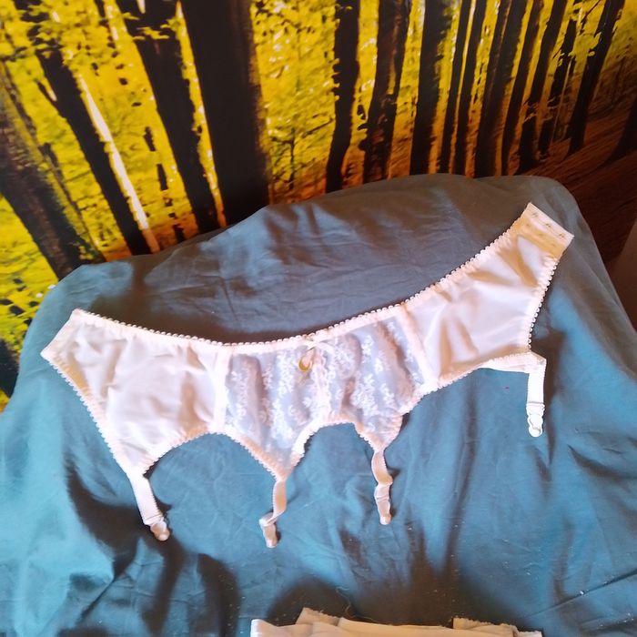 Жартиери за младоженки