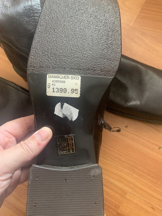 Cizme piele noi 40 pt gamba subtire