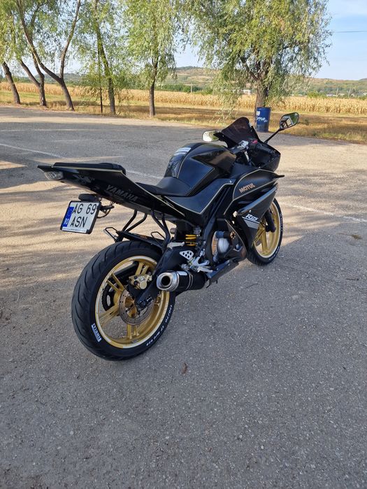 Yamaha YZF-R125 2013