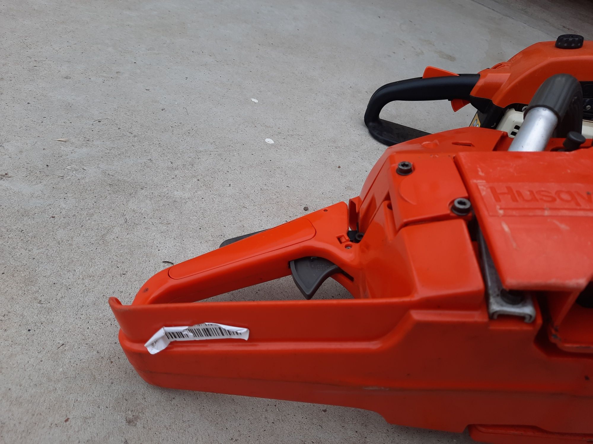 Vând 2 drujbe Aduse din afara husqvarna 55 si sthil 200