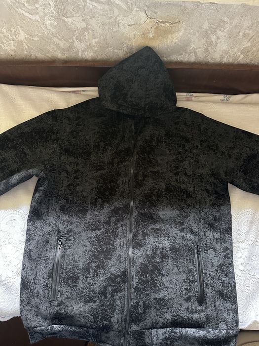 Чисто нов мъжки български суичър