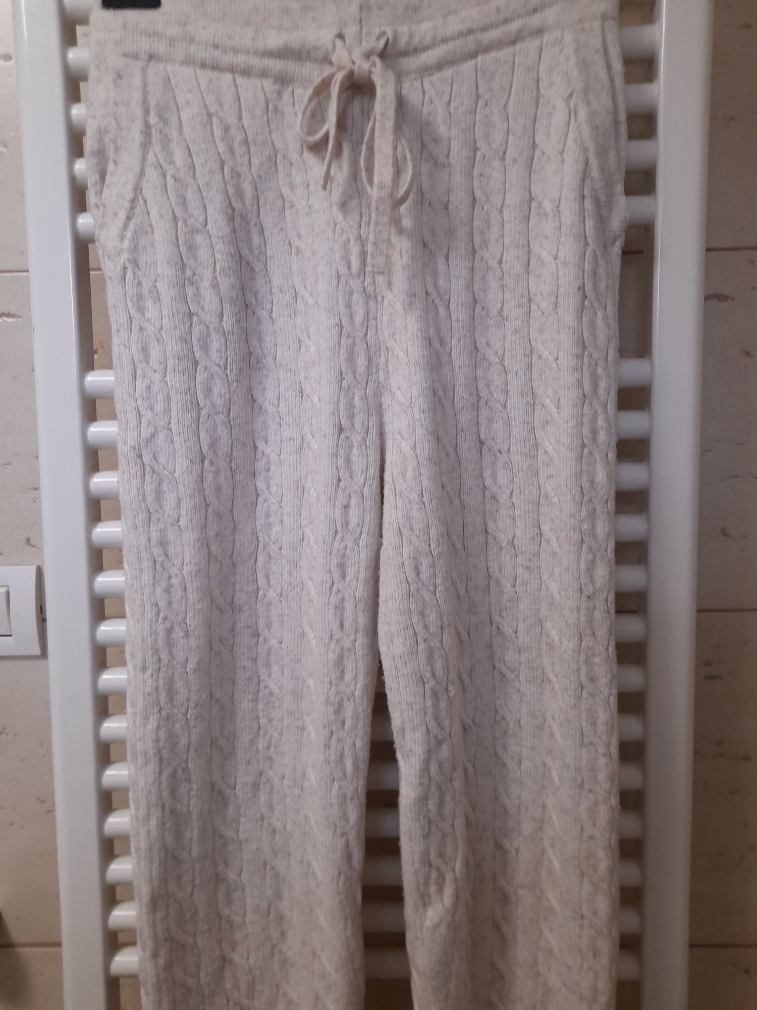 Pantaloni tricot C&A, pentru damă