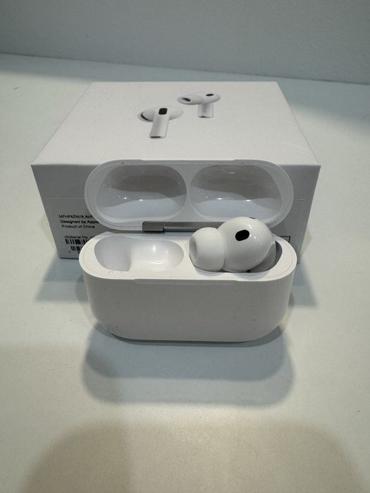 Airpods Pro 3 - Дясна слушалка и калъф