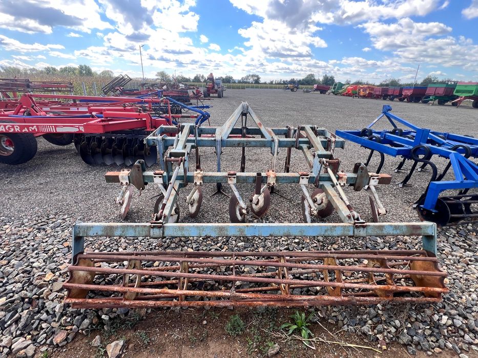 Gruber roto scalificatot de 3 m cu 7 dinti