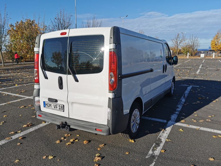 05/2010 Nissan Primastar Vivaro Trafic - L2H1 Lung - 2.0D 115CP