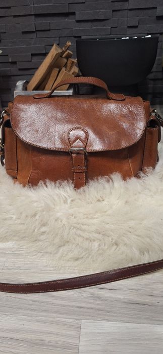 Geanta Massimo Dutti