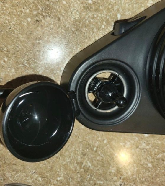 NespressoAeroccino și spumator de lapte.