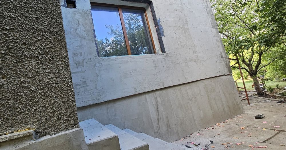 Къща в гр. Златица в близост до центъра