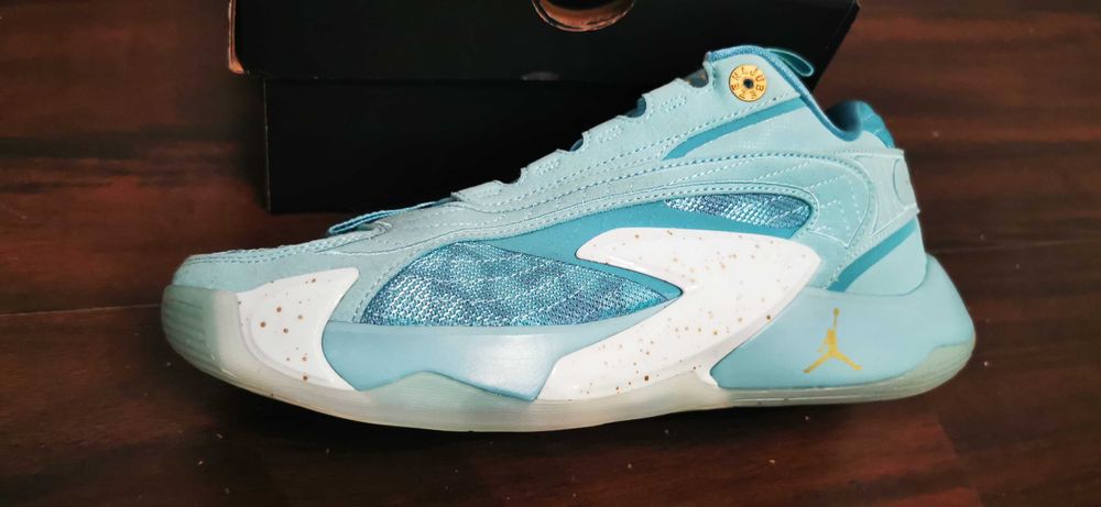 Air Jordan Marimea 40, Original Sneakers Bascheți New