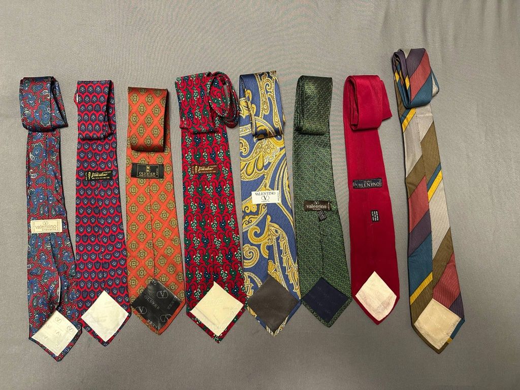 Колекция от 100 маркови вратовръзкиGucci,Dior,Kenzo,Yves Saint Laurent