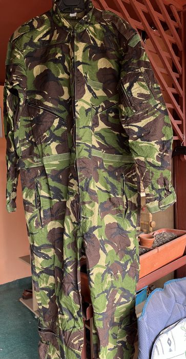Combinezon camuflaj armată