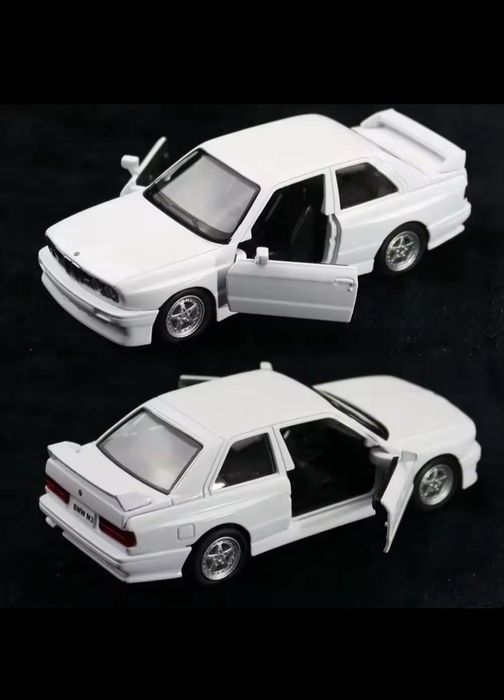 Mașinuță BMW M3 Macheta Bmw E30 neagra sau alba M3 BMW Ursuleț 1987