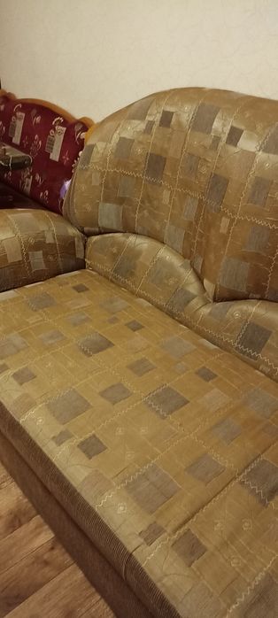 Продам диван б/у