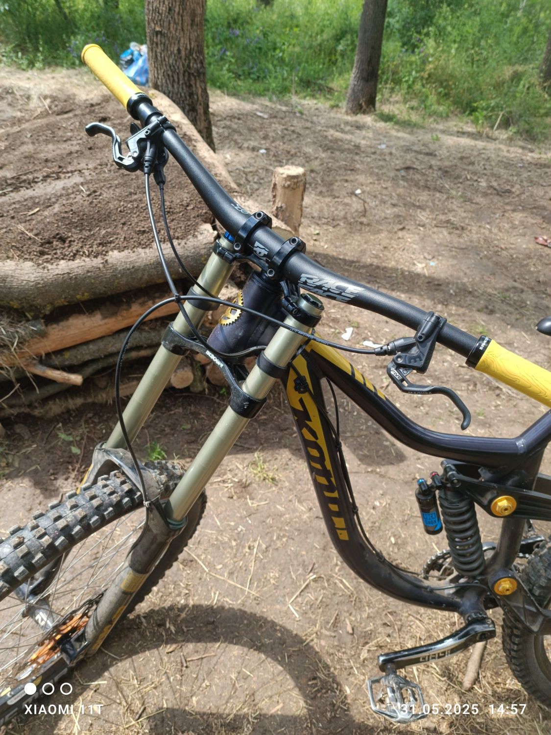Спешно!!!   dh колело Kona Operator 2012