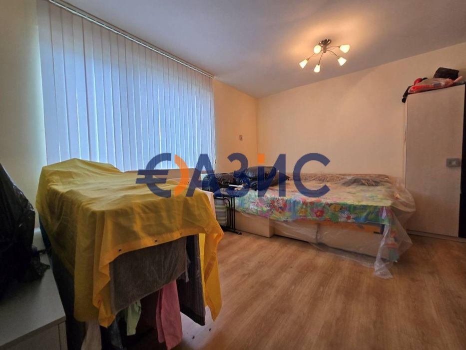 Продава се Двустаен апартамент в к.к. Слънчев бряг - 75 кв.м за 894 €/кв.м - Снимка #3