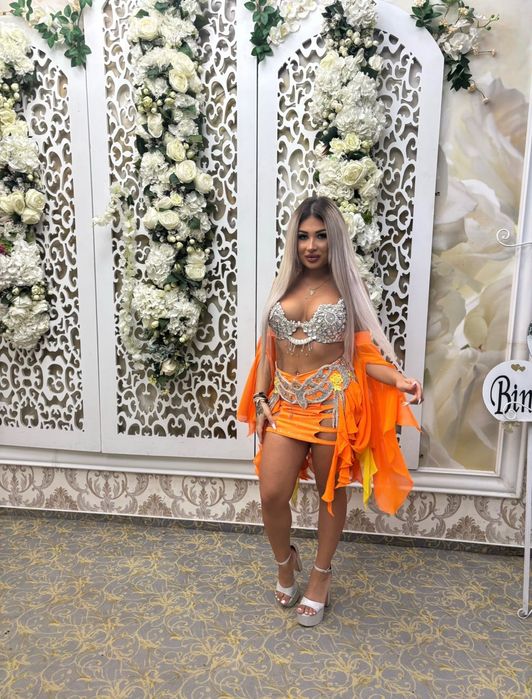 Dansatoare Belly dance