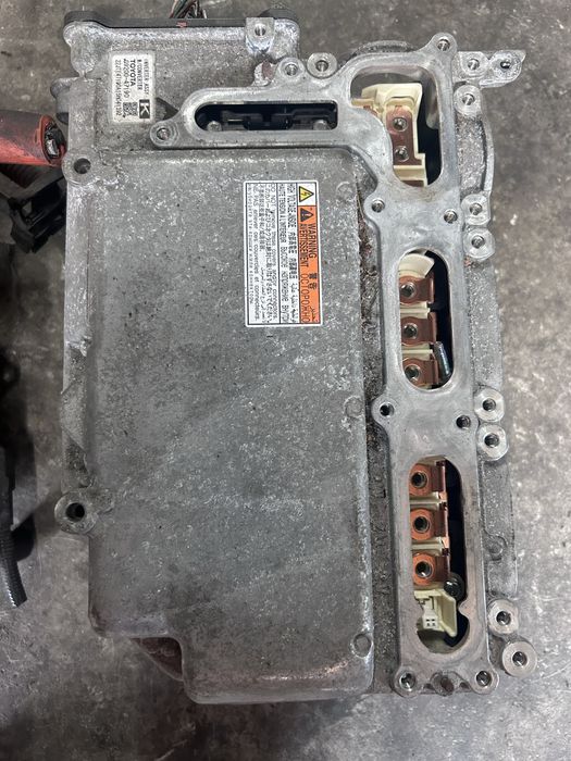 Invertor Toyota Auris Hybrid