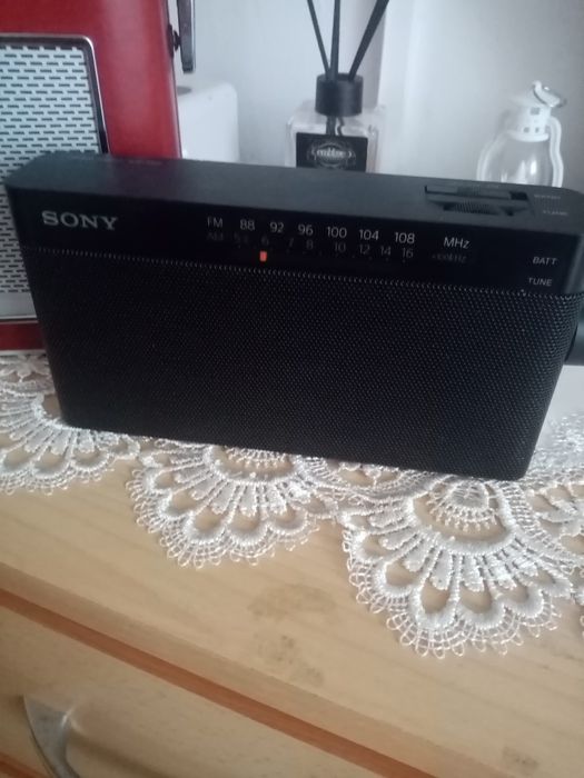Vind radio sony și normende