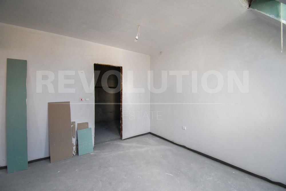 Продава се Тристаен апартамент в София, Център - 97 кв.м за 1987 €/кв.м - Снимка #7