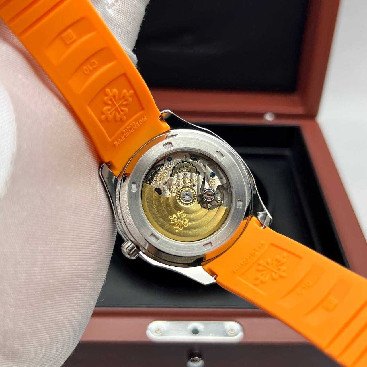 patek philippe aquanaut оранжево